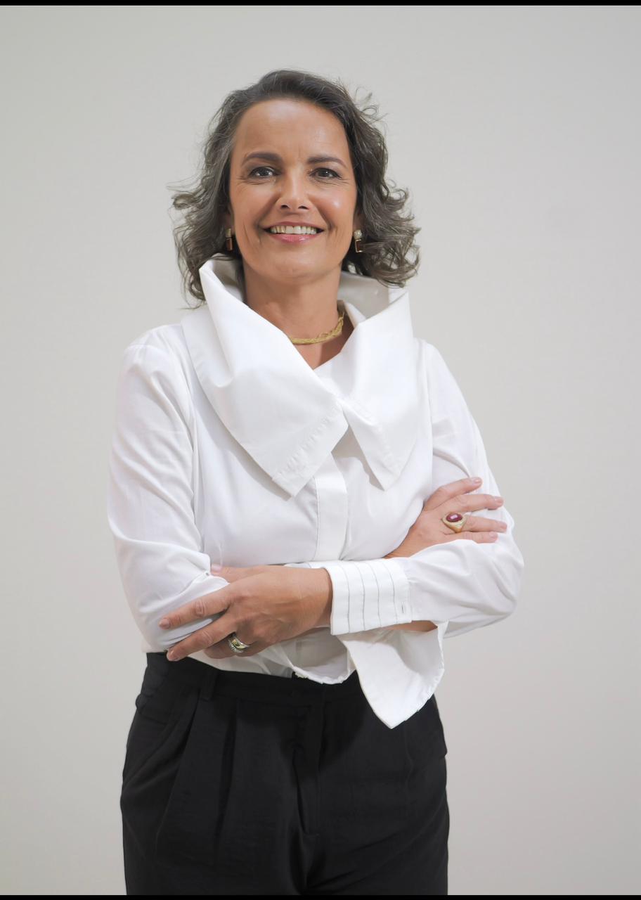 Retrato de Dra. Yula Merola, CEO Reuso Recicla+